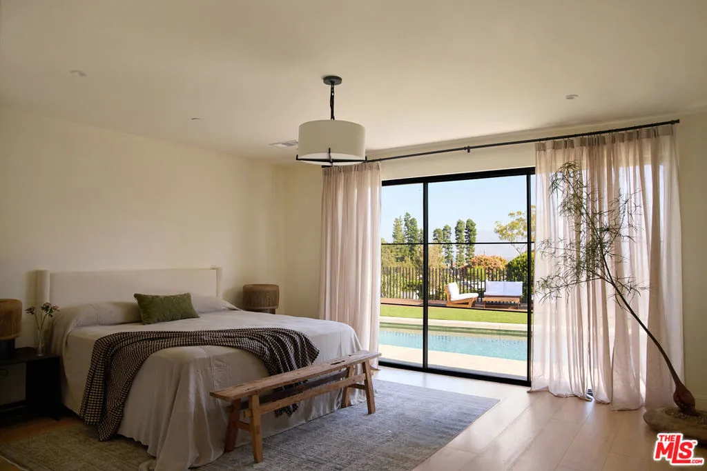 3620 Wrightwood Drive, Studio City, California 91604 home-pic-12